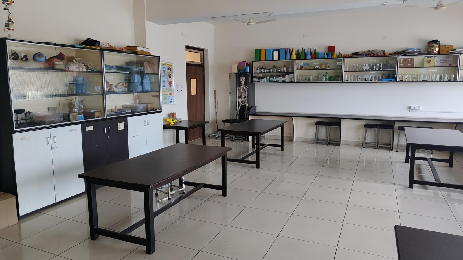 Biology laboratory at Mount Litera Zee School Jabalpur